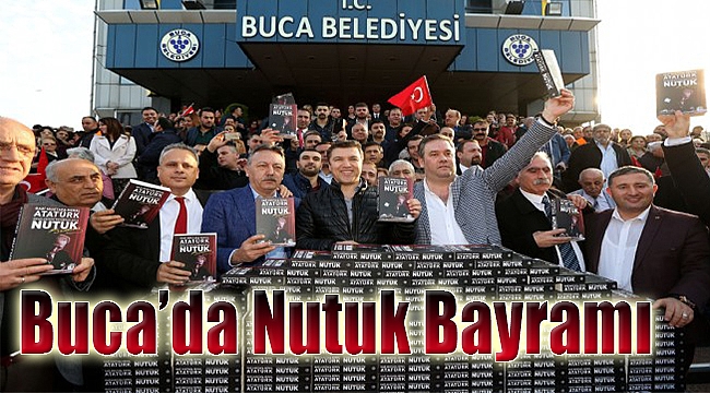 Buca Belediyesi 50 bin ‘Nutuk’ dağıttı