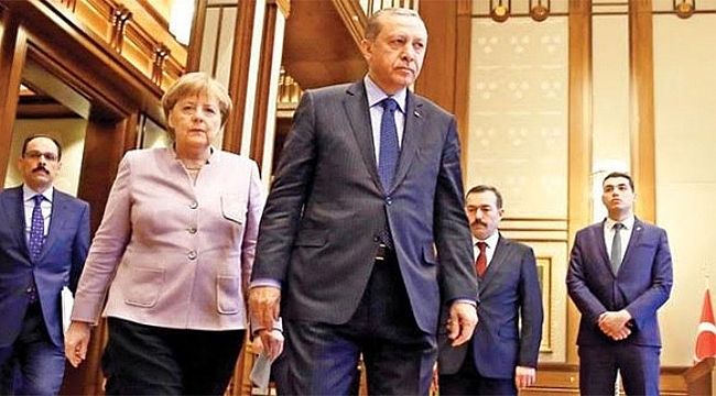 Erdoğan-Merkel zirvesinde havayı geren iki kelime!