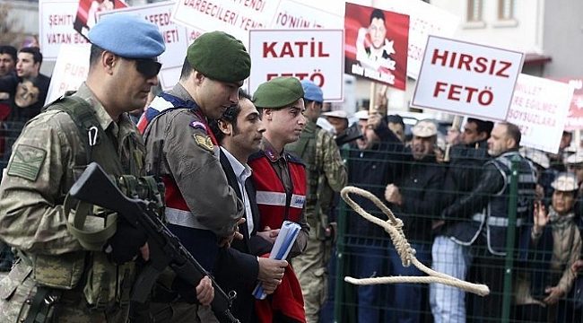 Şehit Halisdemir davası öncesi urganlı protesto!