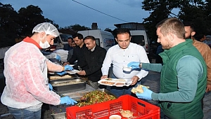 Bornova Belediyesi-Türk Kızılayı işbirliği ile her gün 1200 kişilik sofra