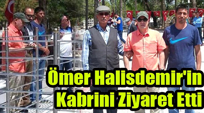 Aksakallı Paşa Ömer Halisdemir'in kabrini ziyaret etti