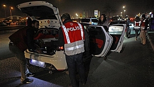 Bütün Türkiye'de aynı anda: Binlerce polis...