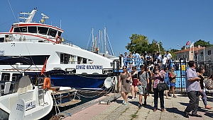 İzmir-Foça gemi seferleri başladı