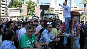 İzmir Limanı'nda feci ölüm: İşçiler eylemde!