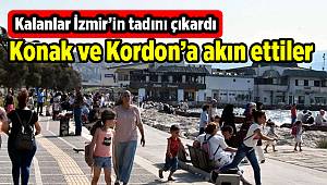 İzmir'de kalanlar Kordon'un tadını çıkardı