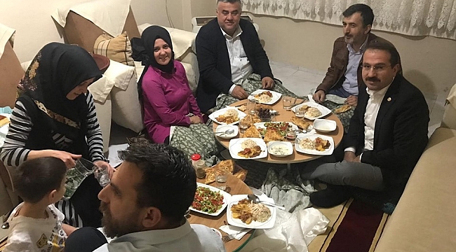 AK Parti'li Kırkpınar'dan çat kapı iftar ziyareti