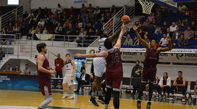 Petkim Spor: 61- Sigortam.Net İTÜ BB: 69