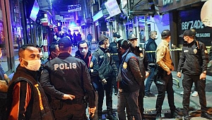 Kumar operasyonuna giden polis, bina boşluğuna sıkışmış erkek cesedi buldu