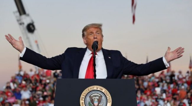 Trump'tan Hastalığının Ardından İlk Miting