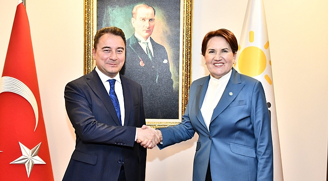 Ali Babacan, Meral Akşener'i ziyaret etti