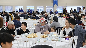 Aliağa'da Ramazan’ın ilk iftarına yoğun ilgi