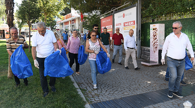 Bornova'da örnek temizlik çalışması