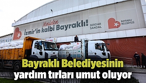 Bayraklı Belediyesinin yardım tırları umut oluyor