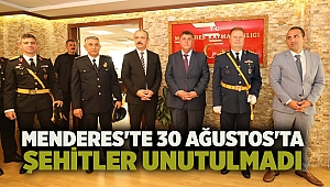 Menderes'te 30 Ağustos'ta Şehitler Unutulmadı