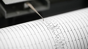 Azerbaycan'da 5,6 büyüklüğünde deprem!