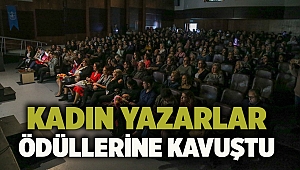 Kadın yazarlar ödüllerine kavuştu