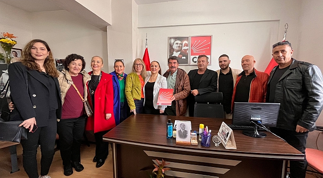 Tülin Koç'tan Miting gibi Adaylık Başvurusu