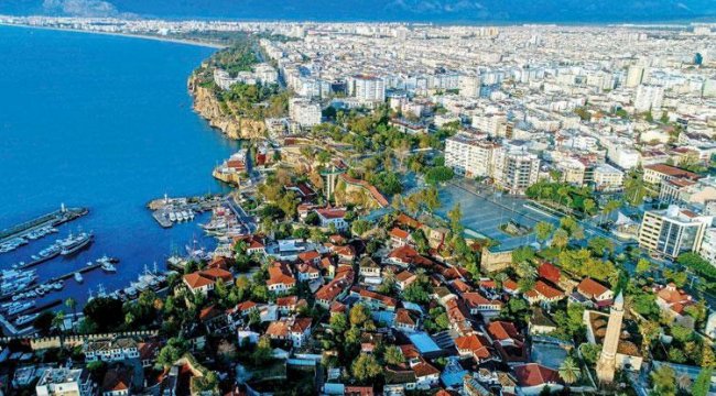 Antalya’dan kaçan Ruslar kiraları düşürdü