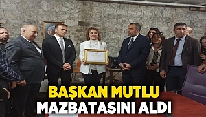 Başkan Mutlu mazbatasını aldı