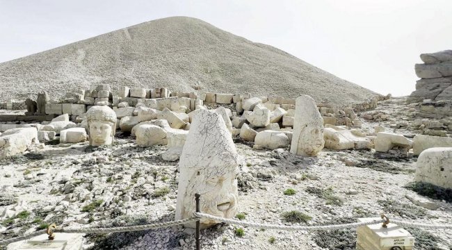 Nemrut’a ziyaretçi akını