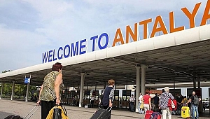 Antalya Havalimanı'nda yılın en yüksek yolcu sayısına ulaşıldı
