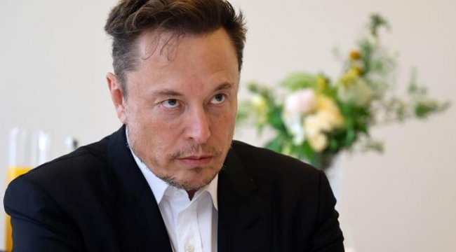 Hissedarlar Musk'ın 56 milyar dolarlık maaş paketini oyladı