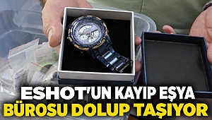 İzmir'deki ESHOT'un Kayıp Eşya Bürosu Dolup Taşıyor