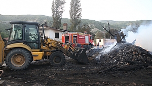 Kastamonu'da çıkan yangında 11 köy evi yandı