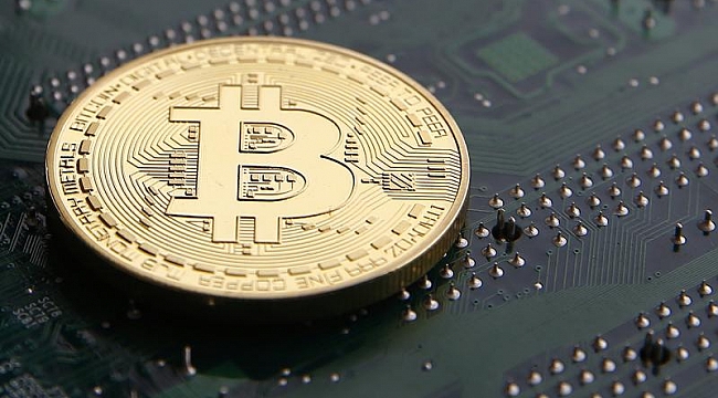 Bitcoin'in fiyatı 63 bin dolara yaklaştı