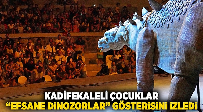 Kadifekaleli çocuklar “Efsane Dinozorlar” gösterisini izledi