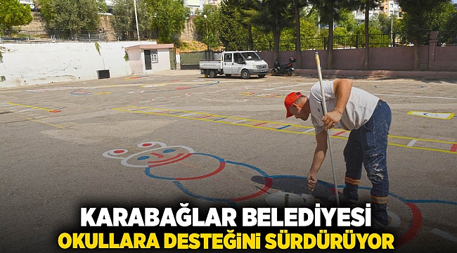 Karabağlar Belediyesi okullara desteğini sürdürüyor