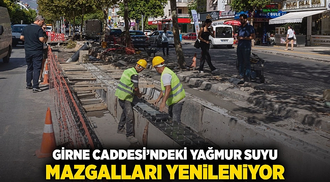 Girne Caddesi’ndeki yağmur suyu mazgalları yenileniyor