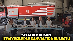 Urla Belediye Başkanı Selçuk Balkan, İtfaiyecilerle Kahvaltıda Buluştu