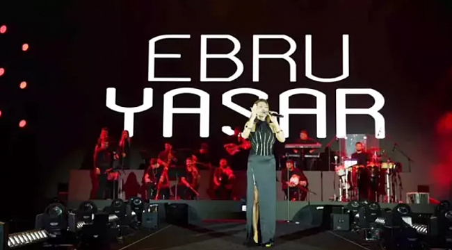 Ebru Yaşar Diyarbakır konserinde izleyici rekoru kırdı