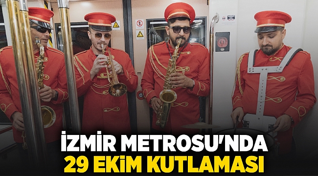 İzmir Metrosu'nda 29 Ekim kutlaması