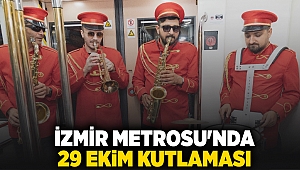 İzmir Metrosu'nda 29 Ekim kutlaması