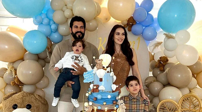 Kerem Özçivit'ten annesi Fahriye Evcen'e poz