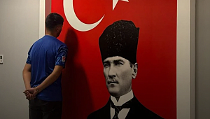 Antalya'da Atatürk çıkartmasına basan yabancı uyruklu şahıs tutuklandı