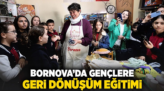 Bornova’da gençlere geri dönüşüm eğitimi