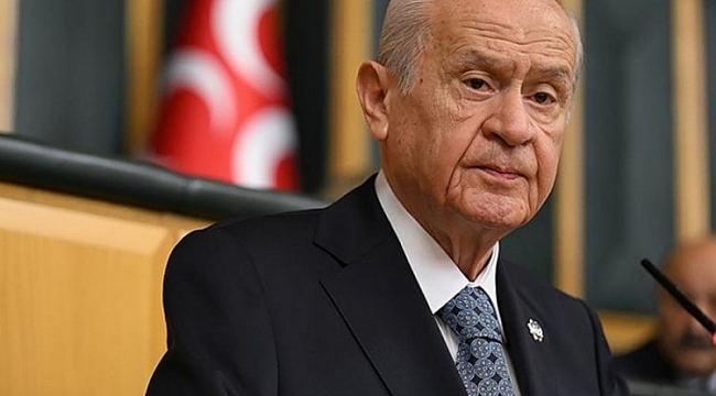 Devlet Bahçeli kürsüde 'Öcalan' çağrısını yineledi: 'Teklifimde ısrarcıyım