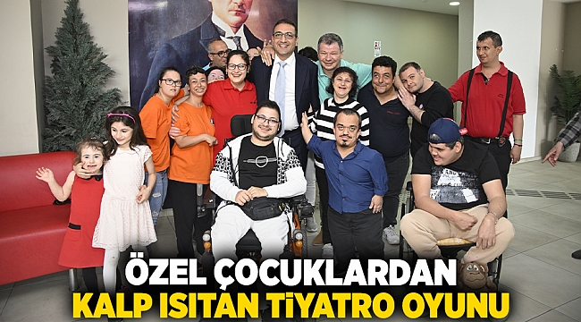 Özel çocuklardan kalp ısıtan tiyatro oyunu