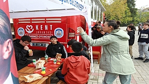 Efes Selçuk’ta her şey çocuklar için: Öğrenci otobüsü büyük ilgi gördü