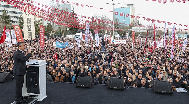 Özgür Özel: 22 bin 104 lira asgari ücret değildir, sefalet ücretidir