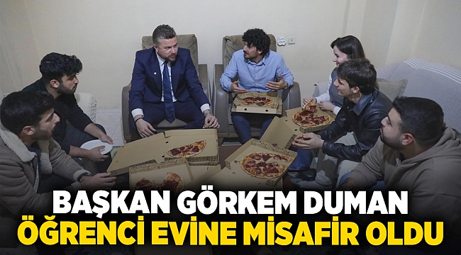 Başkan Görkem Duman öğrenci evine misafir oldu