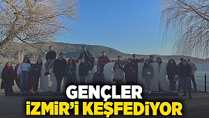 Gençler İzmir'i keşfediyor