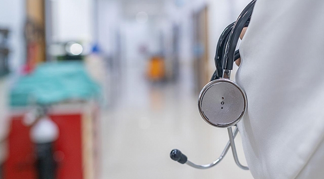 Almanya'da bir doktor en az 15 kişiyi öldürmekle suçlanıyor