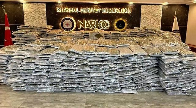 İstanbul'da 880 kg uyuşturucu madde ele geçirildi
