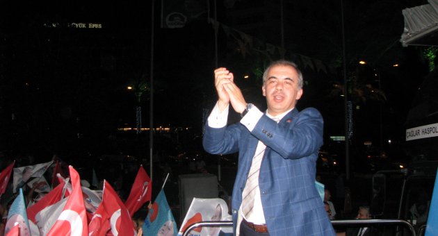 AK Parti İzmir patronu sonuçları değerlendirdi