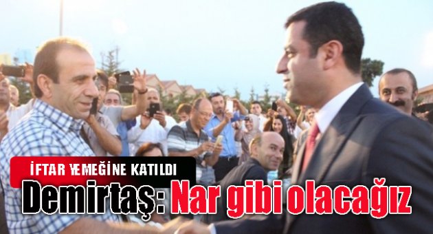 Demirtaş İzmir'de iftara katıldı