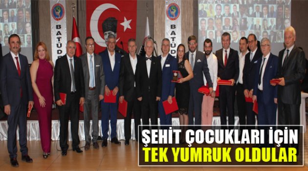 Şehit Çocukları İçin Tek Yumruk Oldular